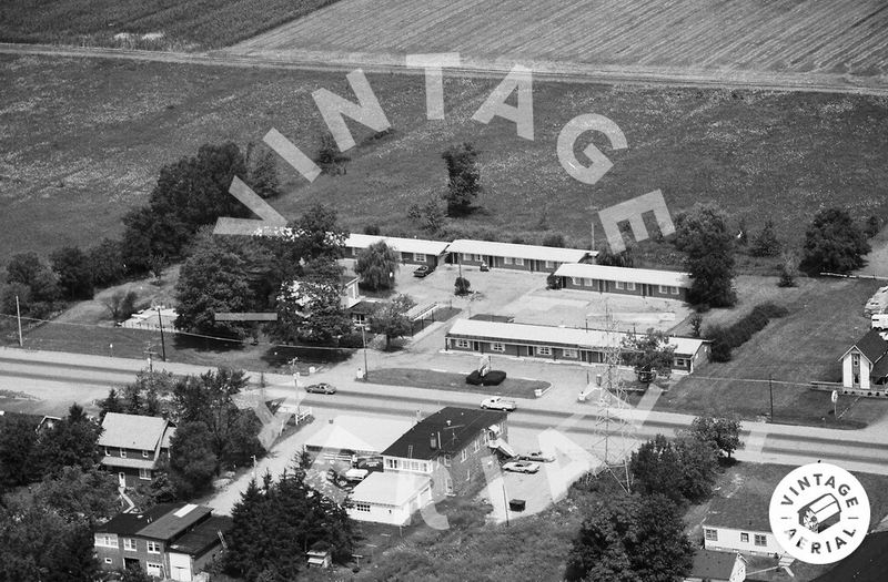 Shiawassee House Motel (Central Motel) - 1984 Aerial